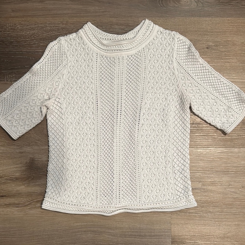 Women’s White Textured Knit Top- Small
